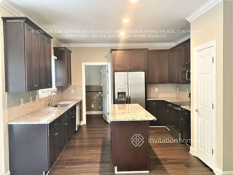 5034 Cramer Woods Dr — Photo 7