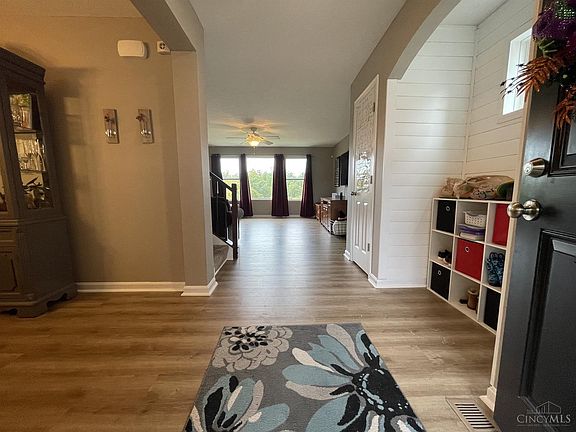 2nd image of 7243 Redridge Dr