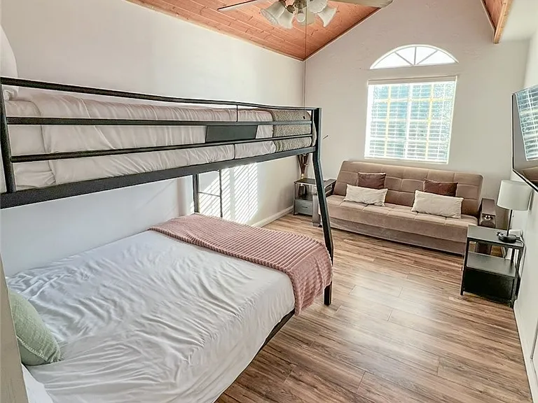 80940 Shenandoah Ave — Photo 23