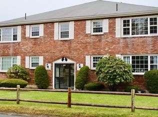 159 Center St APT 6, Dennis Port, MA 02639