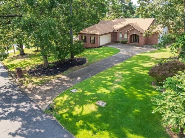 300 Tanglewood Rd, Hot Springs, AR 71913