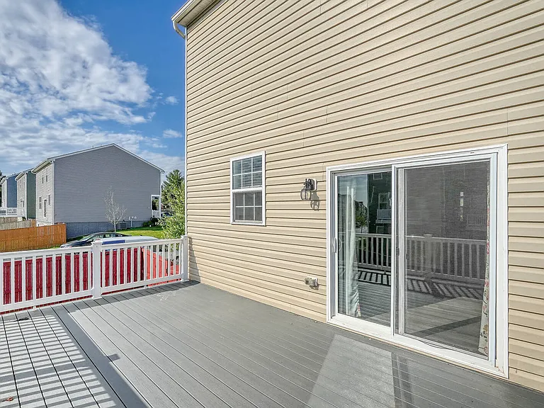 2085 Pomona Way — Photo 28