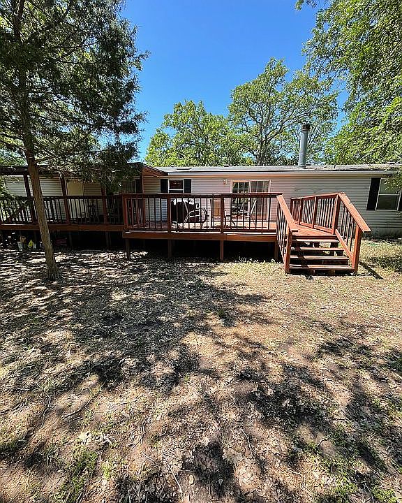1st image of 130 Elm Dr