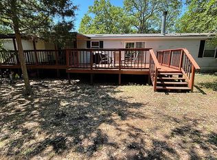 130 Elm Dr, Cedar Creek, TX 78612