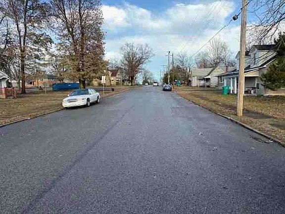 4th image of 147 E Euclid Ave
