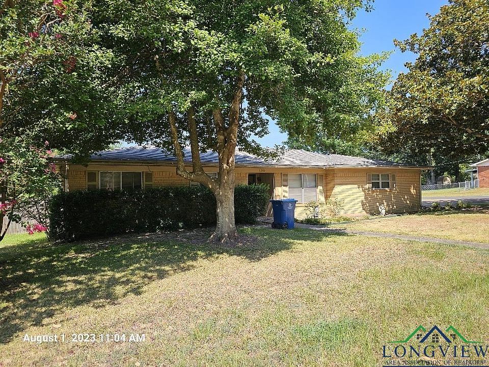 1st image of 200 S Frisco Ave