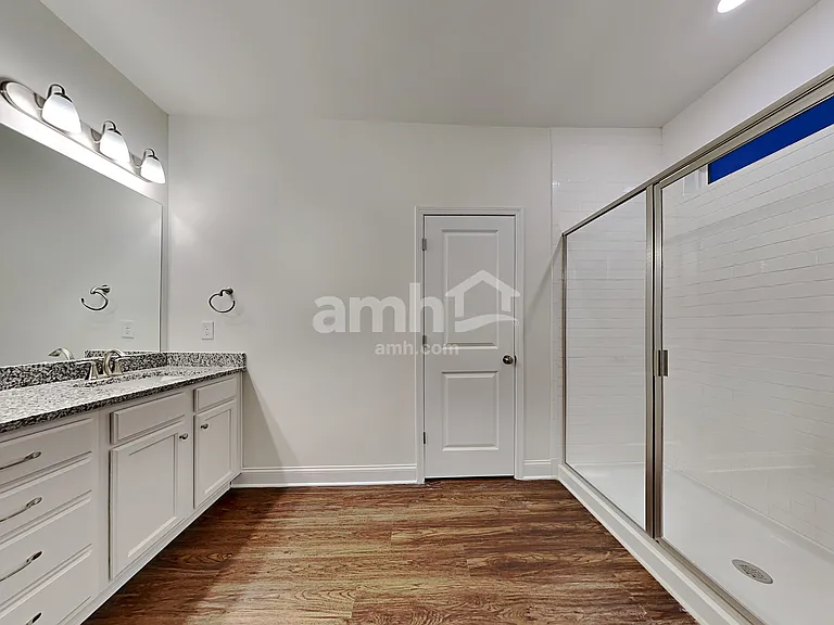5065 Hudson Valley Dr — Photo 17