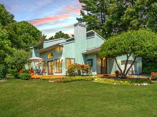 9881 W Main St, Kalamazoo, MI 49009