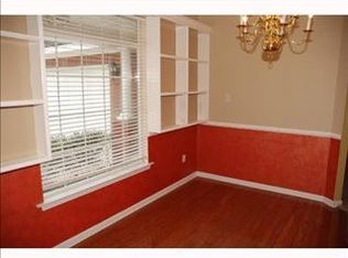 409 White Bluff Ln, Guyton, GA 31312