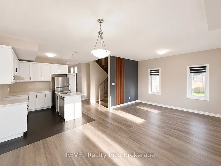 4 McLaughlin St — Photo 5