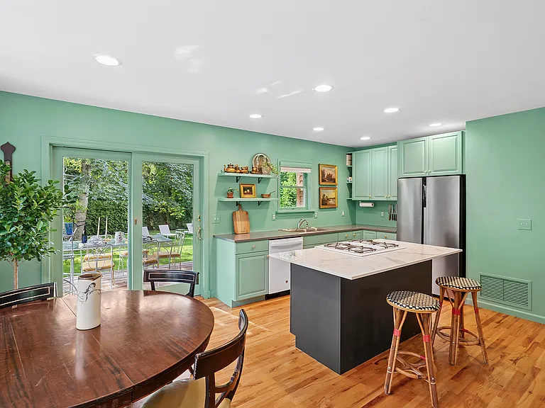 176 Bridgehampton Sag Harbor Tpke — Photo 6