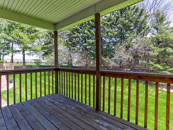 2nd image of 777 Holly Creek Dr