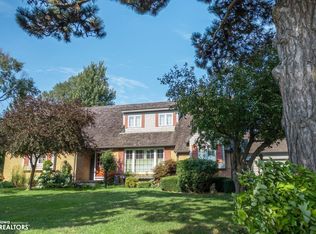 900 Cottonwood Rd, Creston, IA 50801