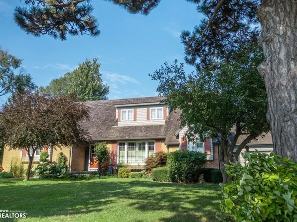 900 Cottonwood Rd, Creston, IA 50801