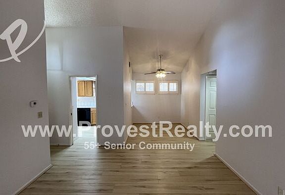 5th image of 11733 Ash St