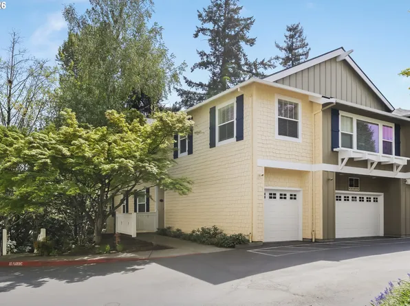 8349 SW 24th Ave #8, Portland, OR 97219