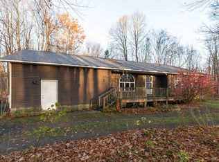 212 Stoney Robby Rd, Oswego, NY 13126