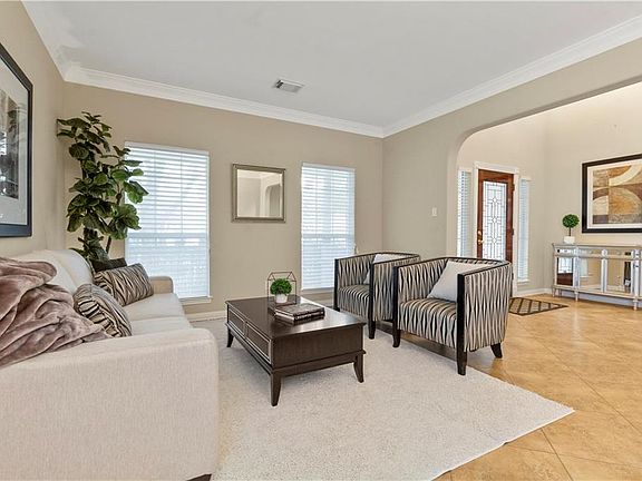 4th image of 10703 Hastings Ln