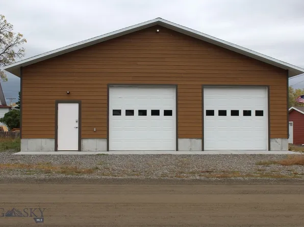 115 5th St W, Clyde Park, MT 59018