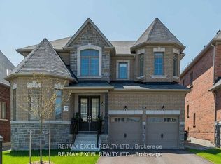 585 McGregor Farm Trl, Newmarket, ON L3X 0H6