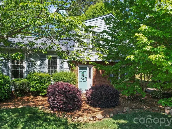 2165 Gaines Ave, Gastonia, NC 28054