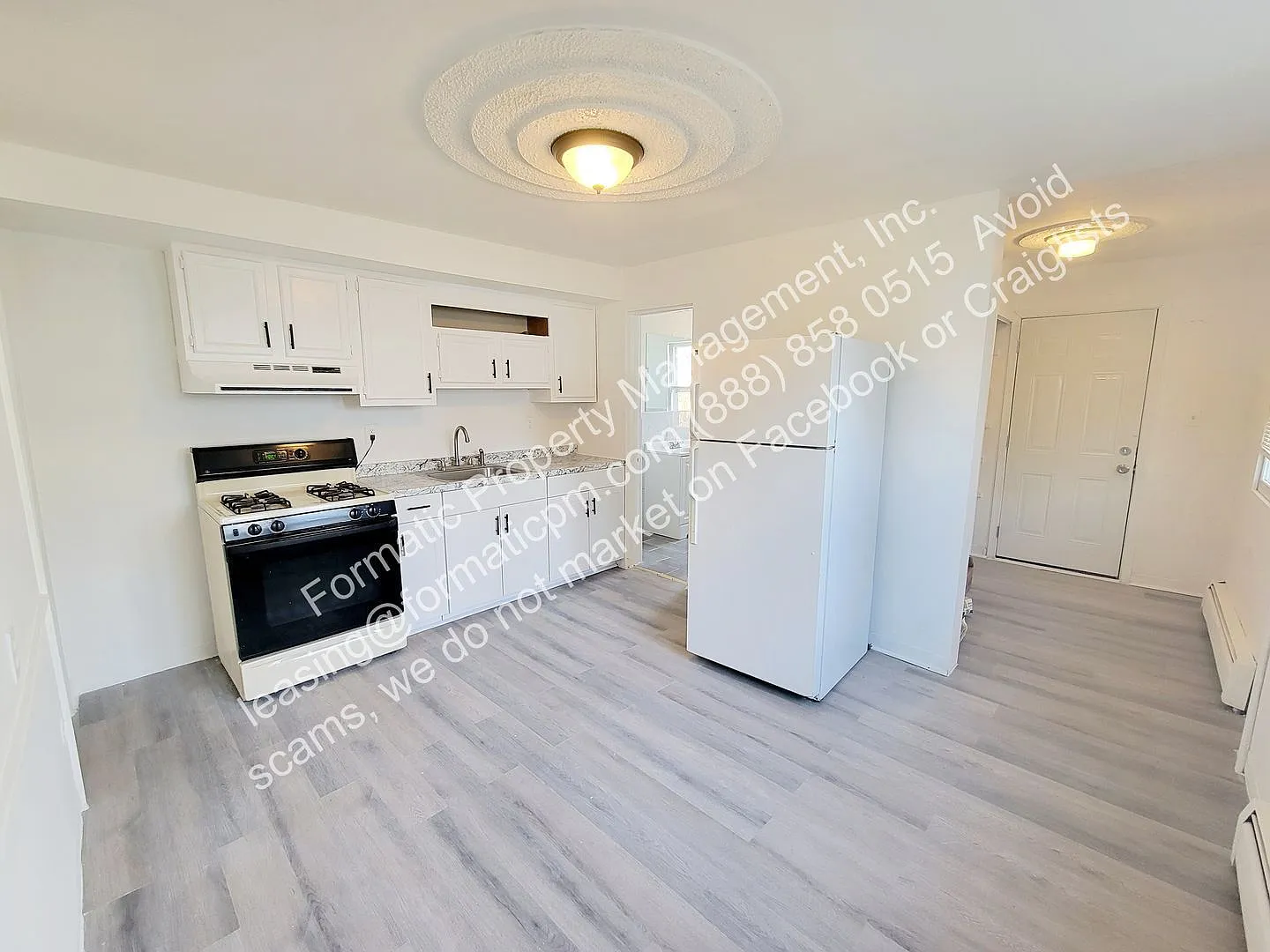 3 bed, 1.0 bath, 1160 sqft, $1,295 — Photo 4