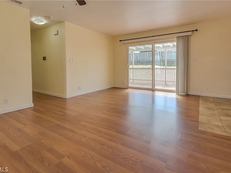 633 Elaine Ave — Photo 18