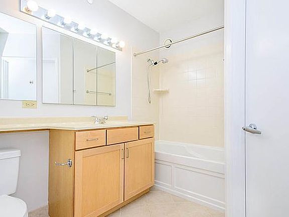 2nd image of 222 N Columbus Dr APT 4006