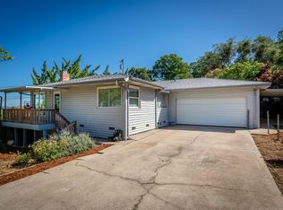 220 Foothill Dr, Sutter Creek, CA 95685