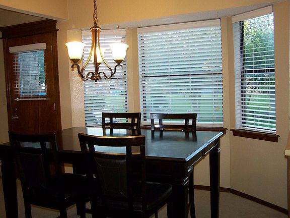 Dining room with bay window