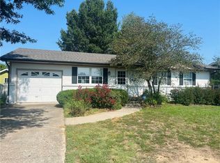 1101 S High St, Caney, KS 67333