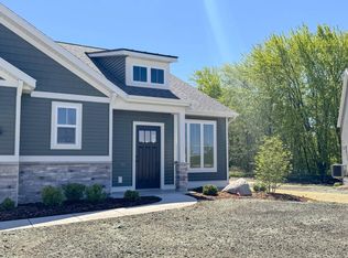 4642 Graystone Rd, Holland, MI 49423