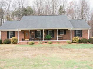 742 Sandy Cross Rd, Reidsville, NC 27320