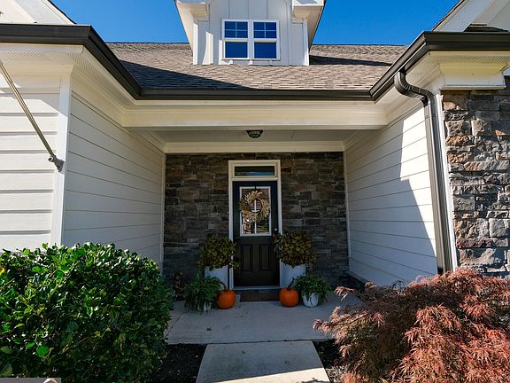 2nd image of 369 Clarksboro Dr