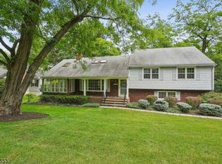 34 Sheffield Rd, Summit, NJ 07901