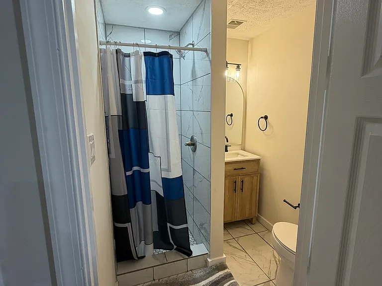 3717 Keefer Ct — Photo 2