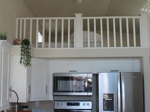 5th image of 702 S Meridian Rd #1023