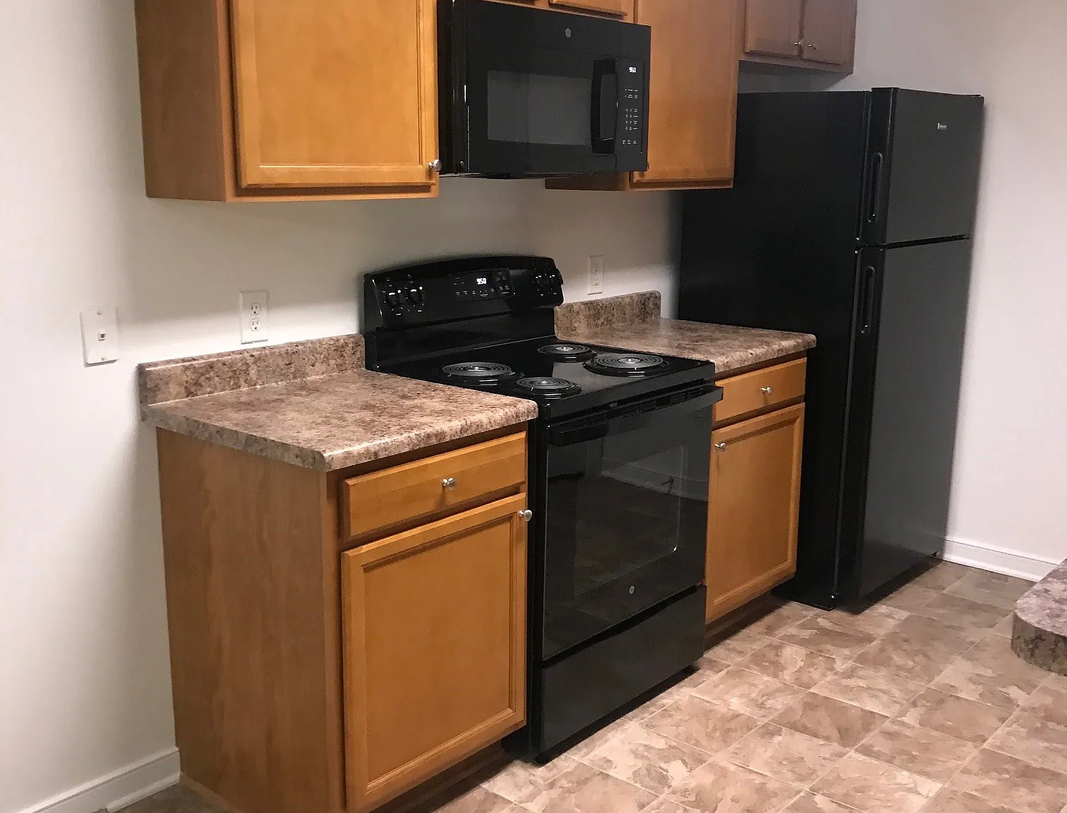 2 bed, 970 sqft, $1,625 — Photo 3