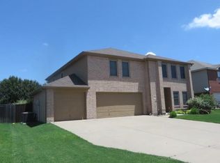 522 Del Mar Dr, Ponder, TX 76259