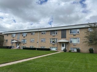 2310 Gabriel Ave APT 5, Zion, IL 60099