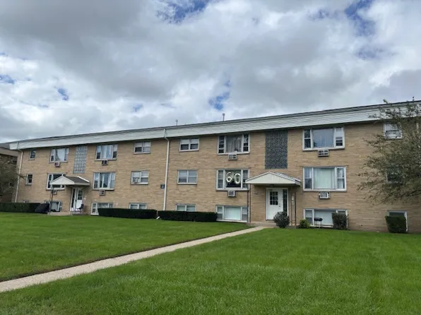 2310 Gabriel Ave APT 5, Zion, IL 60099