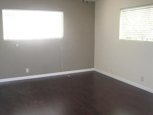 4th image of 6224 Loma Ave