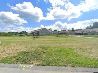 1160 Augusta Cir, Irwin, PA 15642