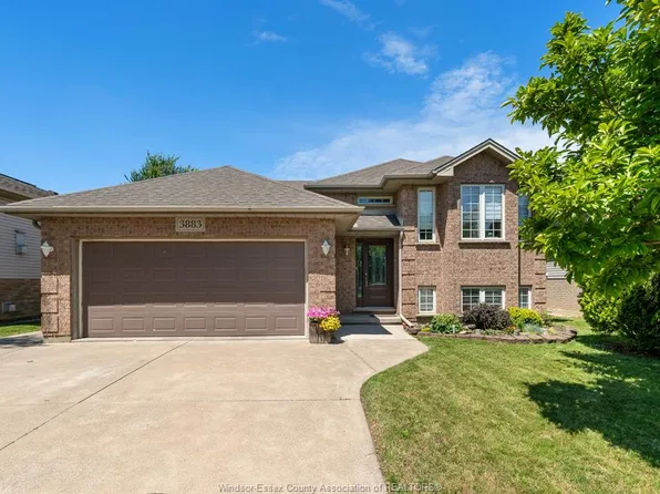 3883 Aristotle Cres, Windsor, ON N9G 2N9