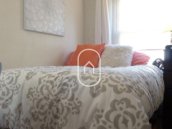 2nd image of 40 Babcock St APT 5