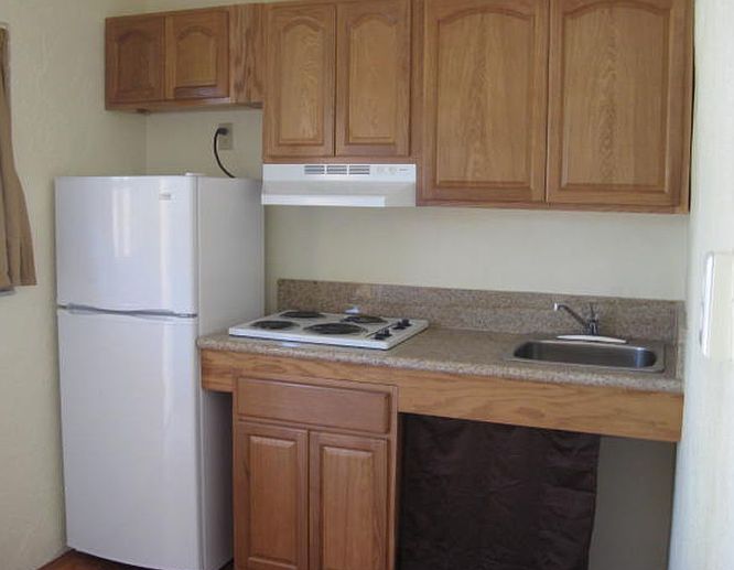 2nd image of 102 Palmetto Rd E APT 7