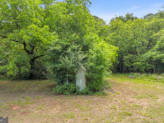 5th image of 366 Lexington Carlton Rd