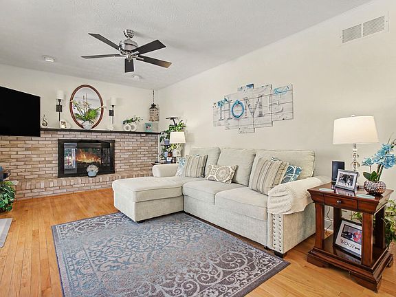 4th image of 808 Eastland Dr