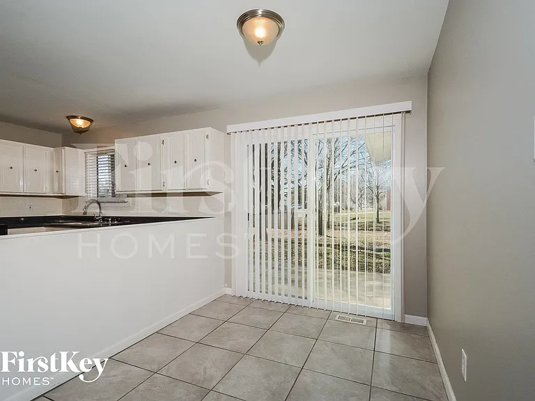 2727 Dividend Park Dr — Photo 6