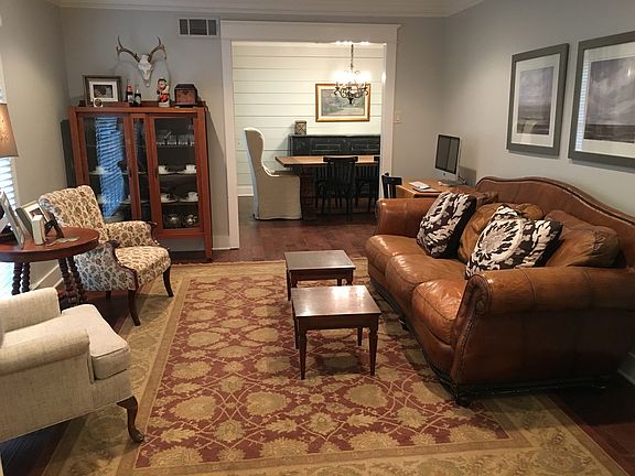 4th image of 2042 Stafford Park Ln